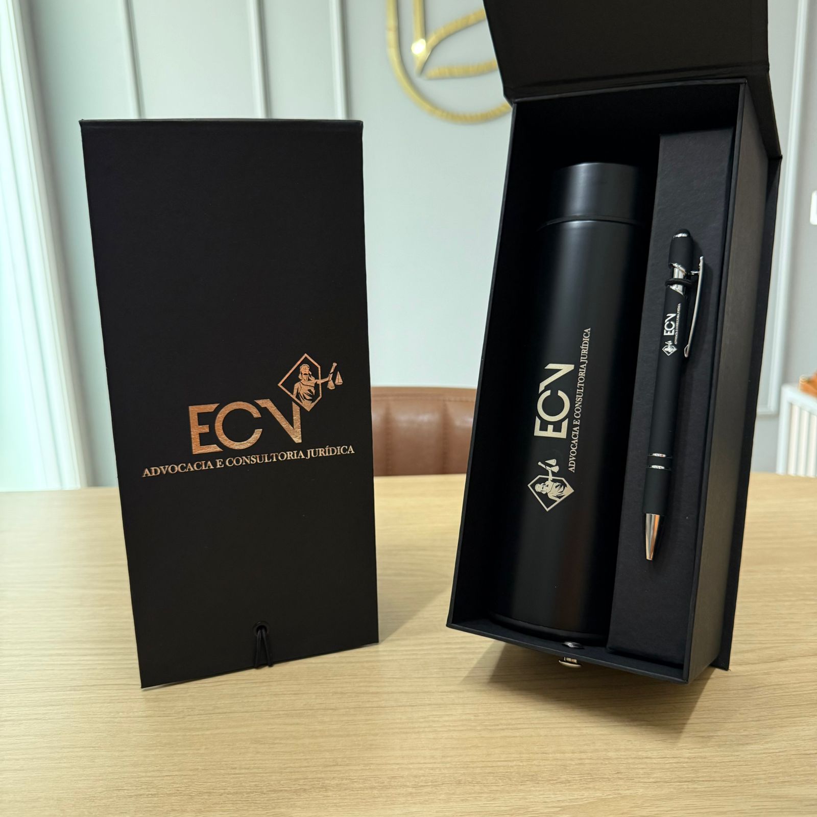 Kit Garrafa/Caneta/Caixa - Imagem 4