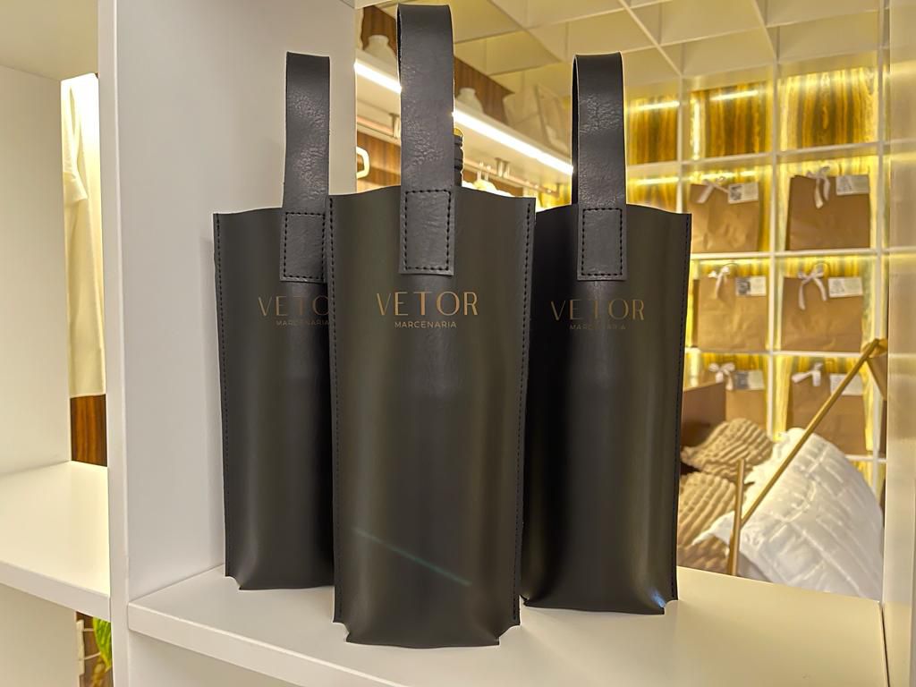 Porta Vinho com Alça - Imagem 4