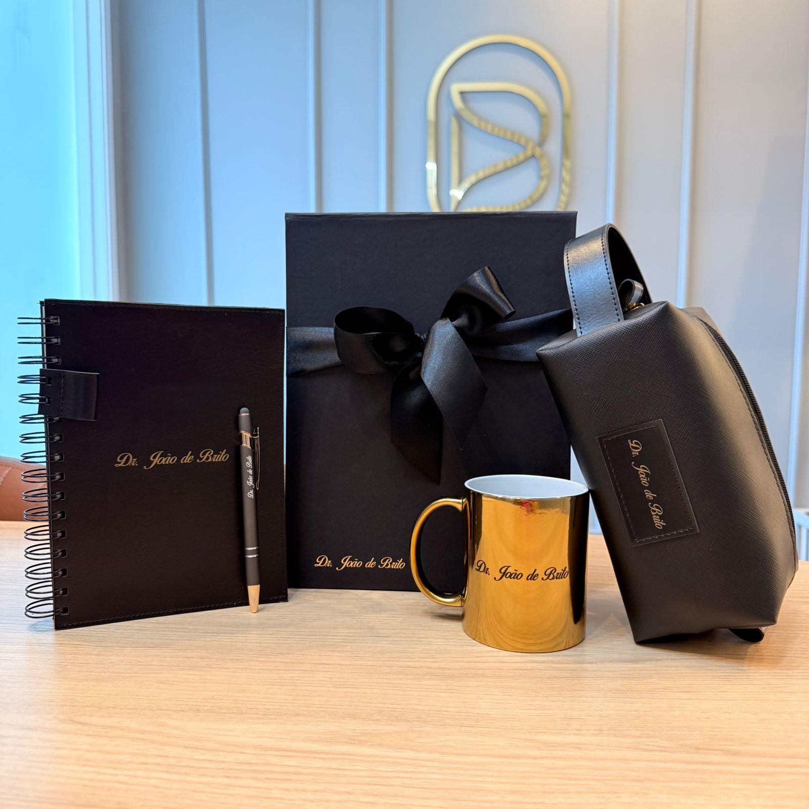 Kit: Agenda/Necessarie/Caneca/Caixa