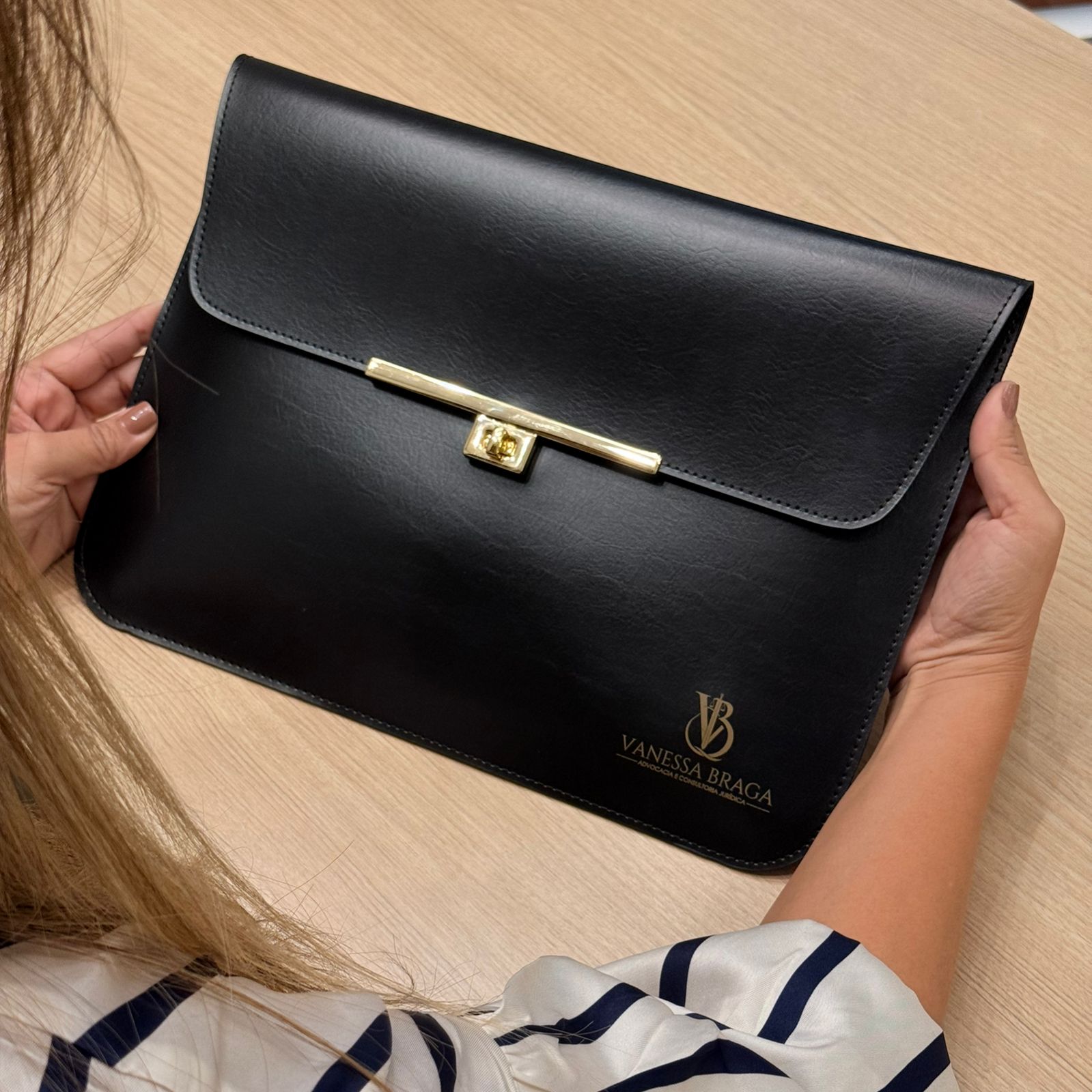 Case Slim P e M - Imagem 3