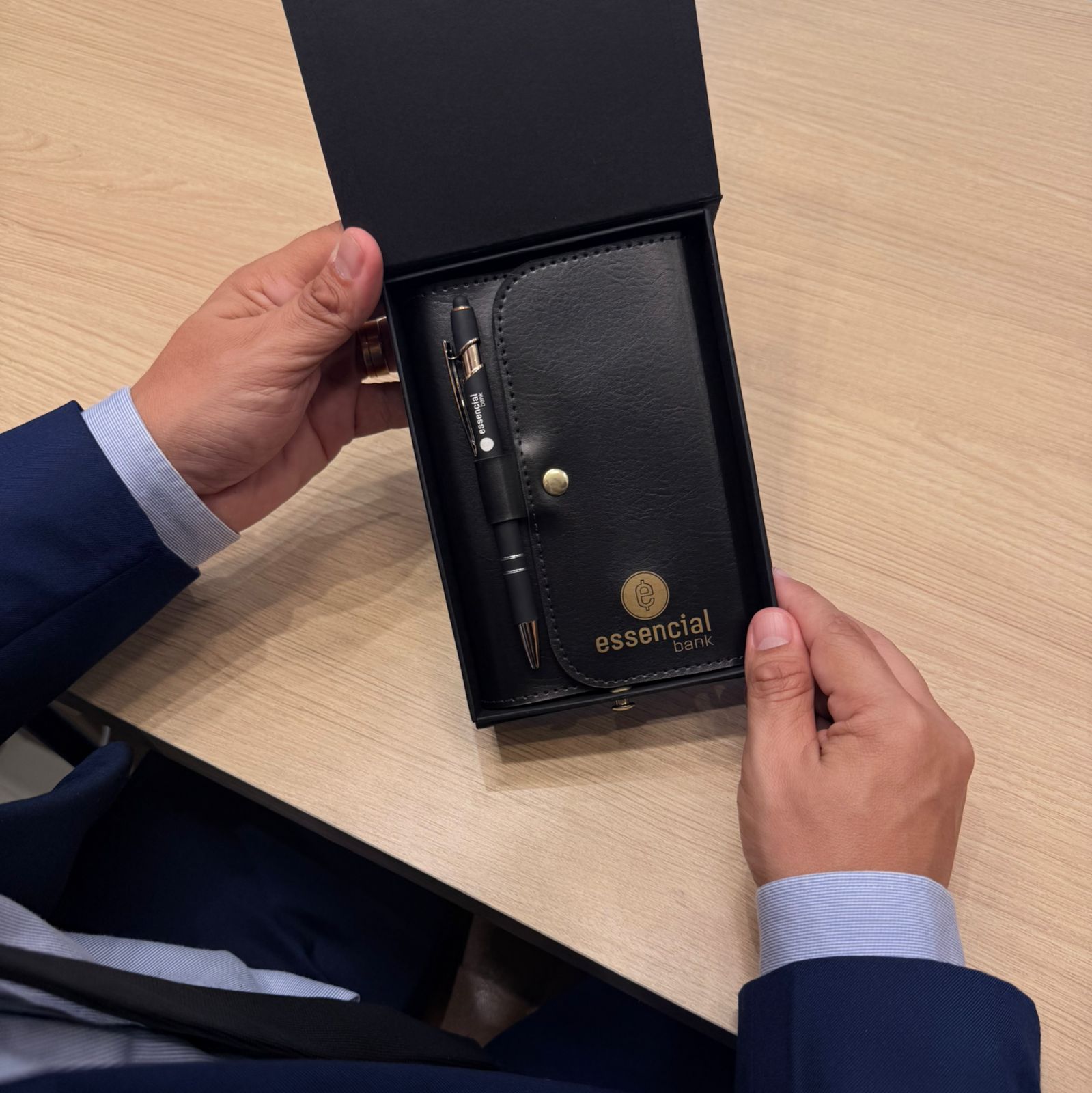 Kit: Agenda A6/Caneta/Caixa - Imagem 2